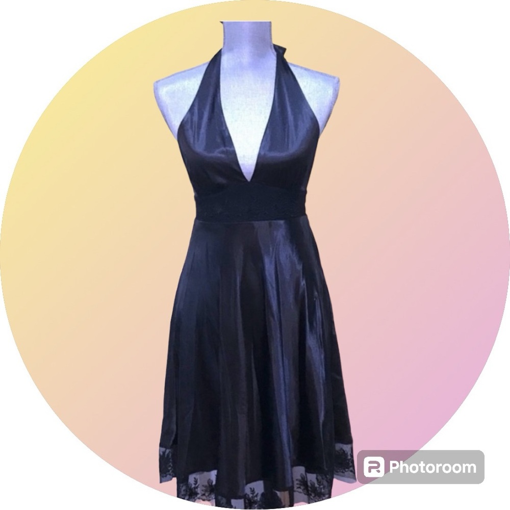 LITTLE BLACK DRESS Cocktail Halter Lace Trimmed